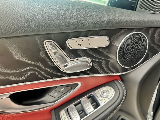 Mercedes-Benz/賓士 GLC300  第10張相片