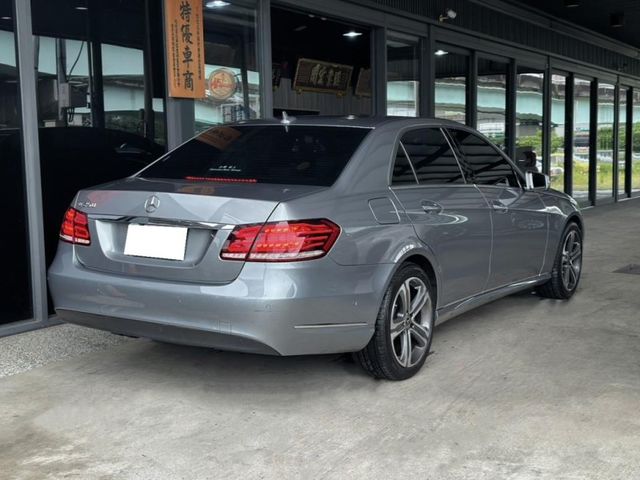 Mercedes-Benz/賓士 E-CLASS  第2張相片