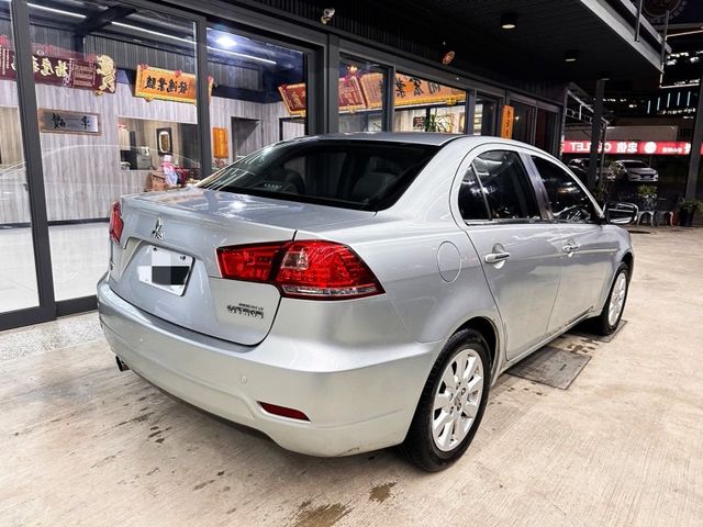 Mitsubishi Lancer  第2張相片