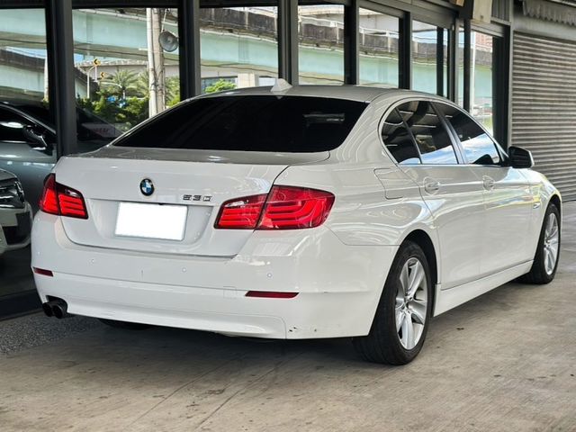 BMW/ 寶馬 528i  第2張相片