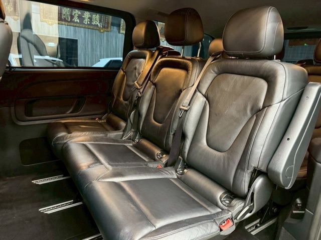 Mercedes-Benz/賓士 V250d  第2張相片