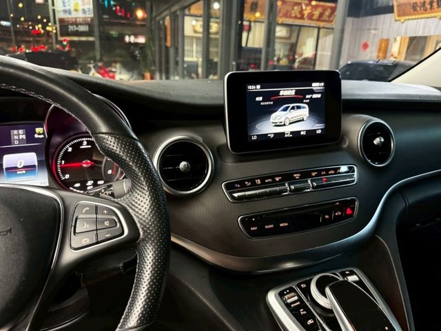Mercedes-Benz/賓士 V250d  第8張相片