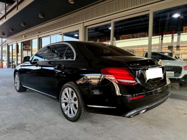Mercedes-Benz/賓士 E-CLASS  第2張相片