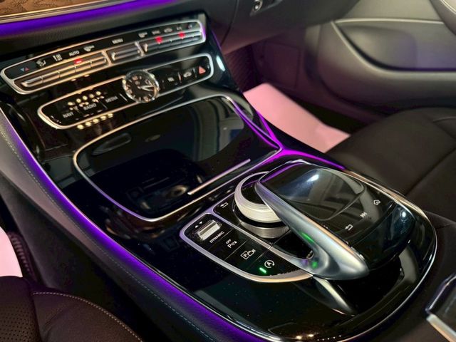 Mercedes-Benz/賓士 E-CLASS  第5張相片