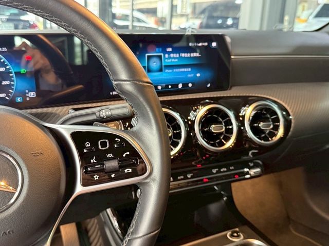 Mercedes-Benz/賓士 A-CLASS  第6張相片