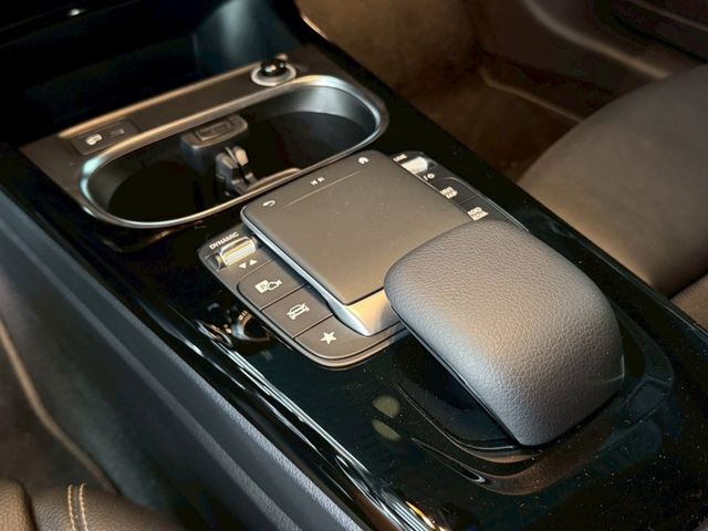 Mercedes-Benz/賓士 A-CLASS  第7張相片