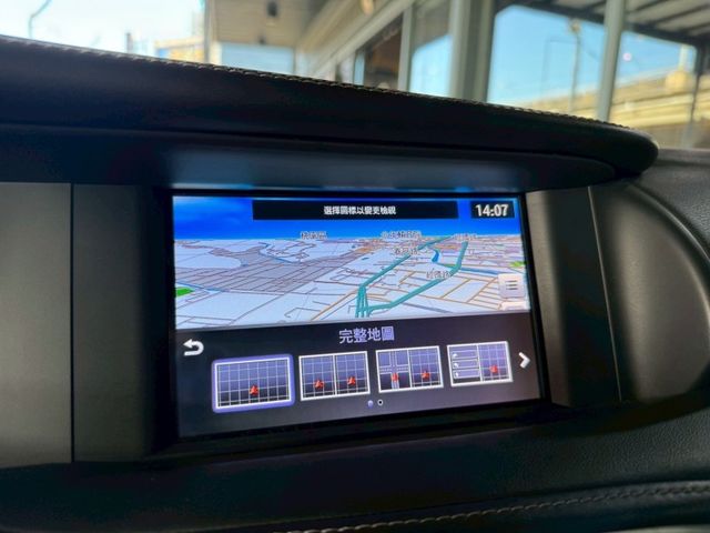 Infiniti Q30  第6張相片