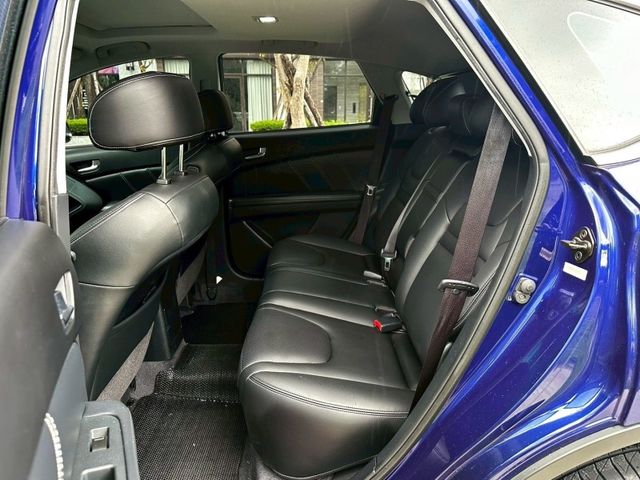 旗艦型 一手車/抬頭顯示器/360環景/僅跑『31000』  第10張相片