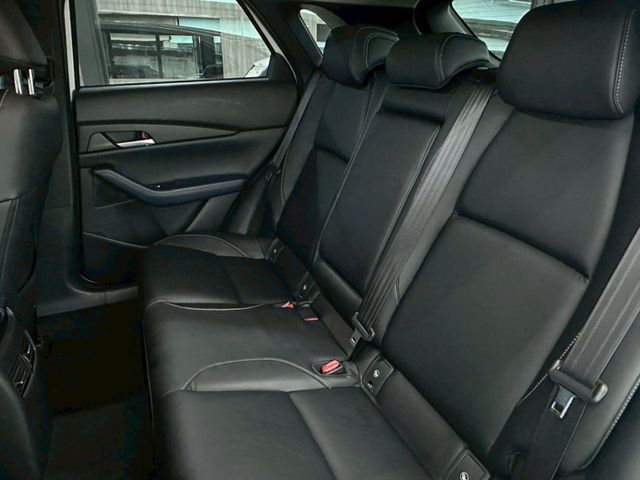 Mazda CX-30  第12張相片
