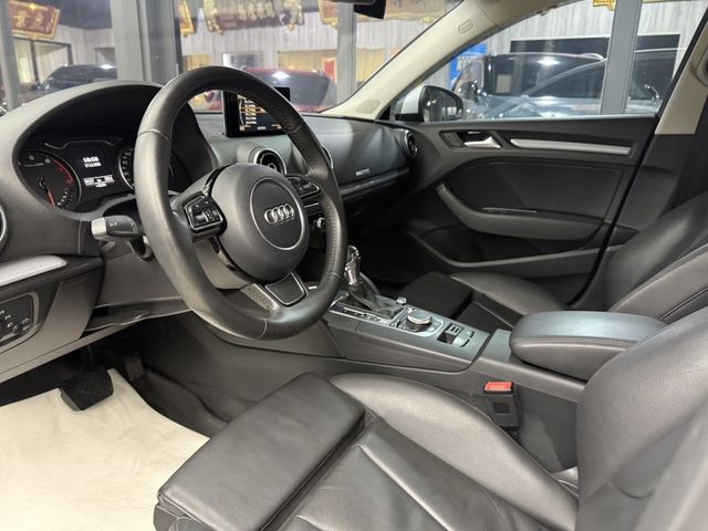 Audi A3  第3張相片