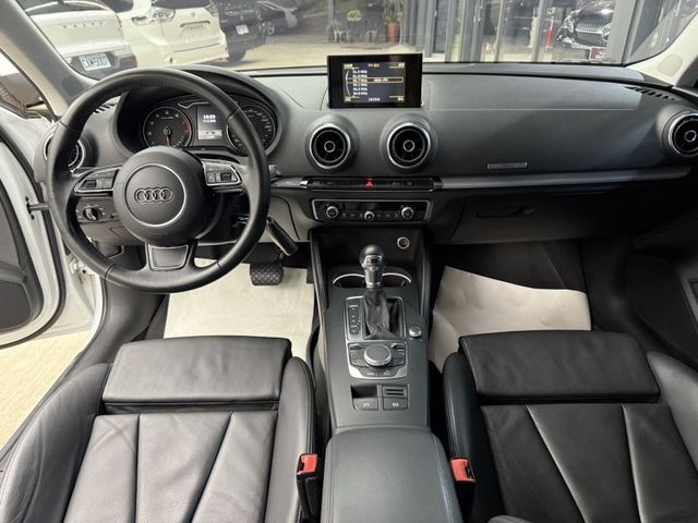 Audi A3  第7張相片