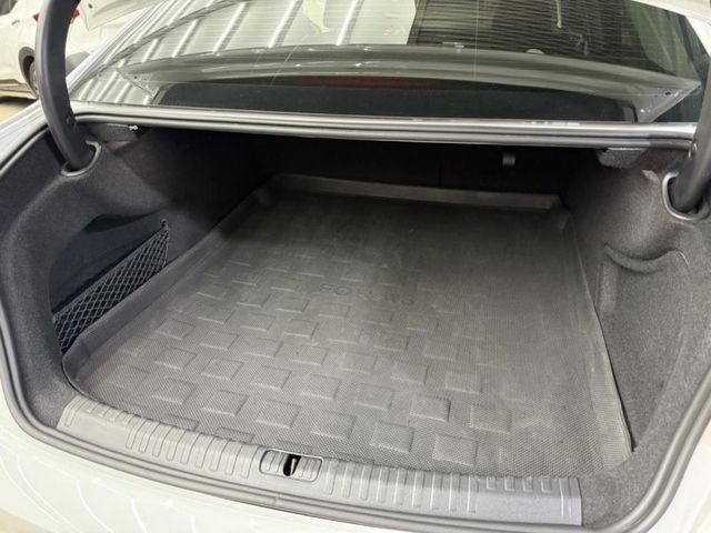 Audi A6  第4張相片