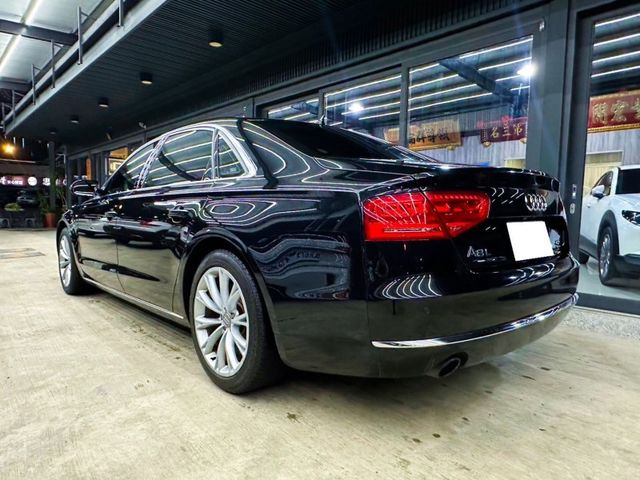 Audi A8  第6張相片