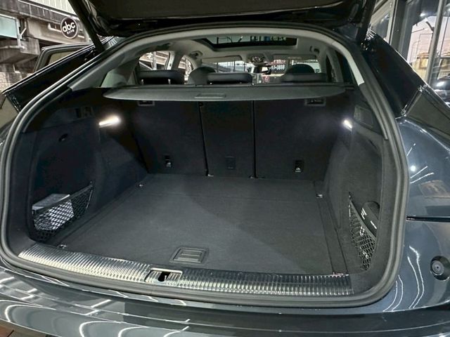 SB 40TQ 全景天窗 / ACC跟車 / 置中 / 環景 / Car Play / 原廠保固至2028年  第4張相片