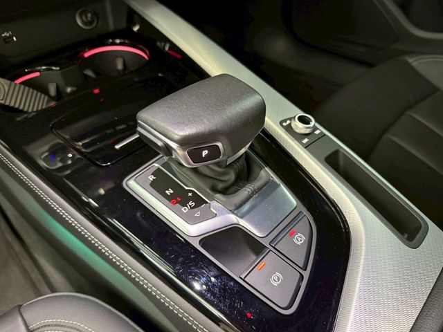 Audi A4  第2張相片