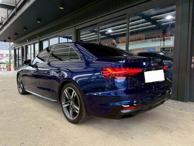 Audi A4  第6張相片