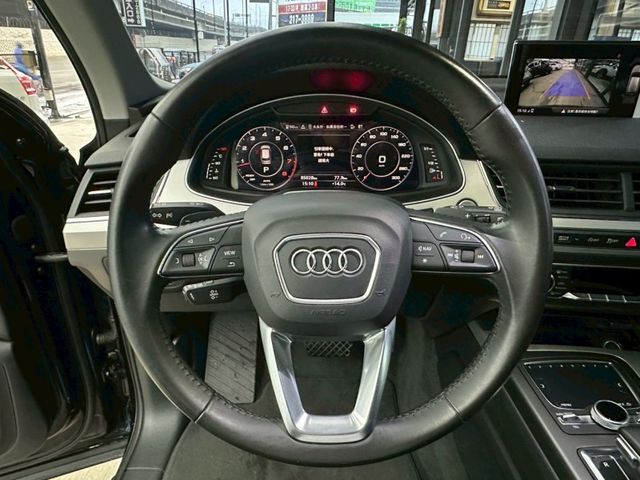 Audi Q7  第8張相片