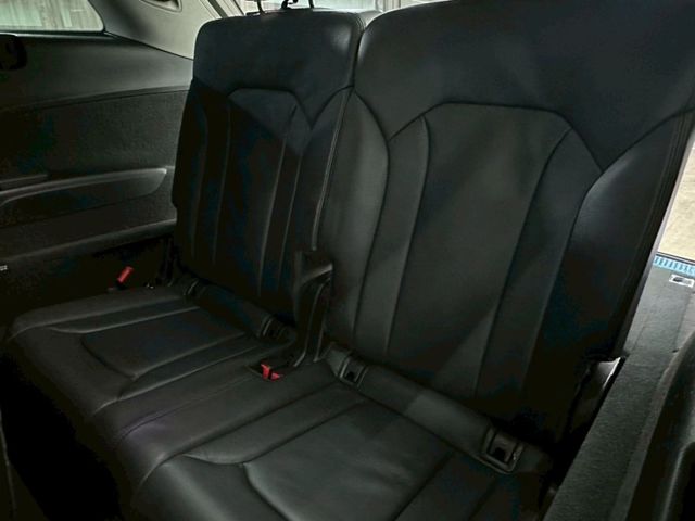 Audi Q7  第15張相片