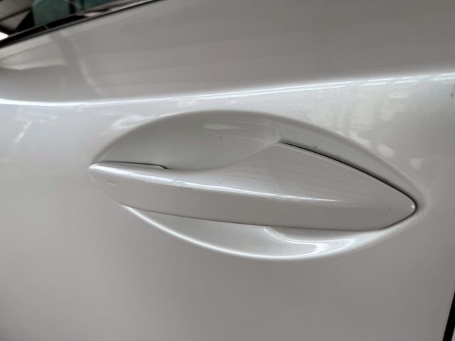 Lexus NX  第7張相片