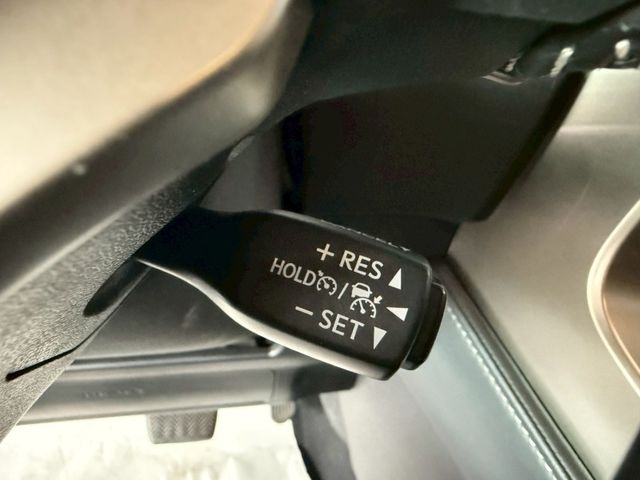 Lexus NX  第9張相片