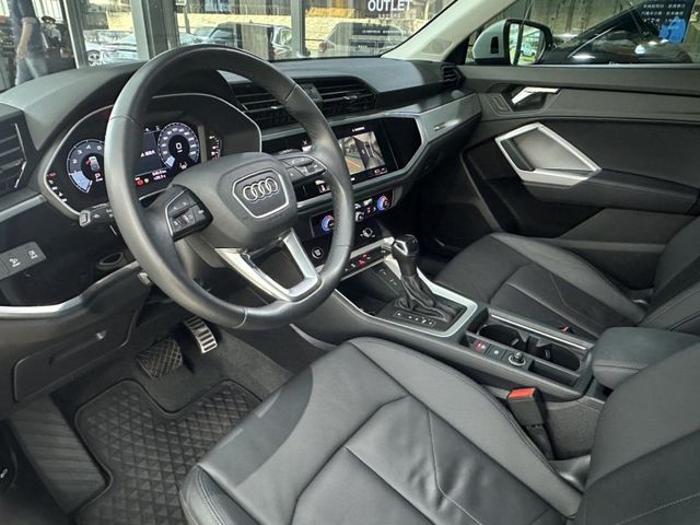 Audi Q3  第1張相片