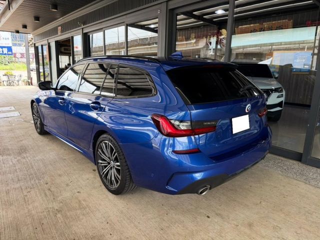 Touring M-Sport 總代理❗5AU智慧駕駛 抬頭顯示 全景天窗 僅跑『56000』  第5張相片