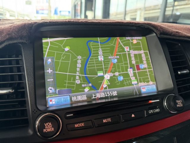 Mitsubishi Lancer  第9張相片