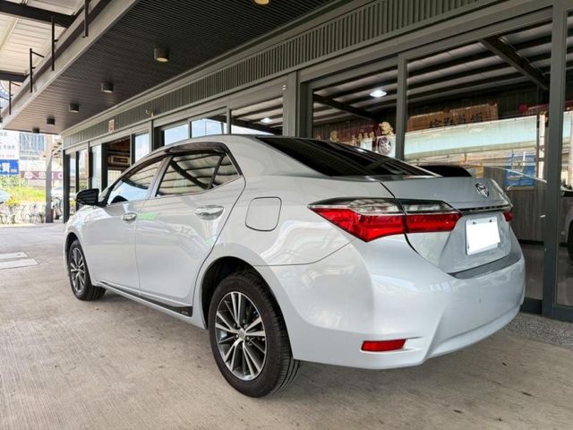 Toyota ALTIS  第5張相片