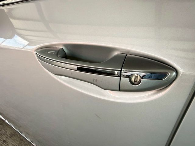 Toyota ALTIS  第6張相片
