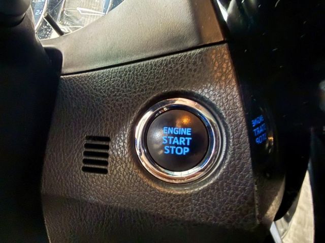 Toyota ALTIS  第8張相片