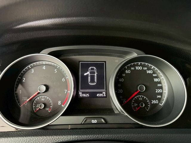 代步推薦 省油省稅 安全小車  第8張相片
