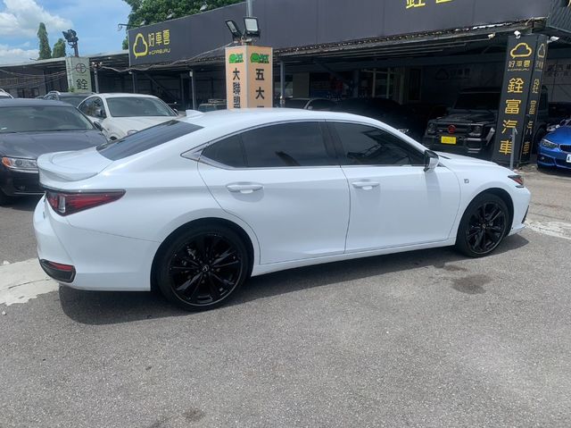 LEXUS凌志 ES250  第4張相片
