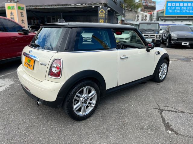 MINI迷你 COOPER  第2張相片