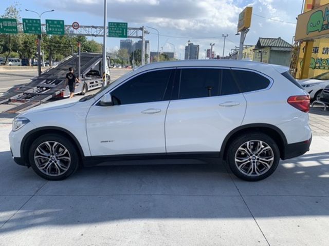 BMW寶馬 X1  第2張相片
