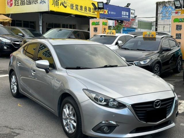 MAZDA馬自達 MAZDA 3  第1張相片