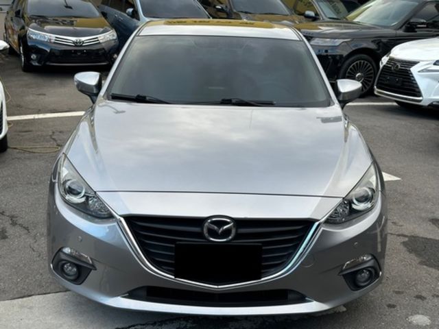 MAZDA馬自達 MAZDA 3  第2張相片