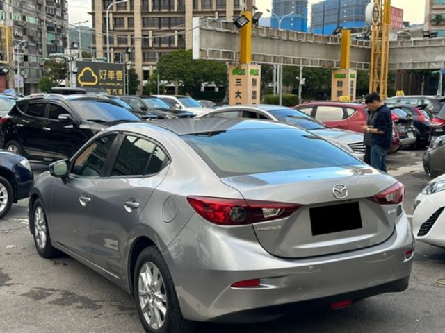 MAZDA馬自達 MAZDA 3  第3張相片