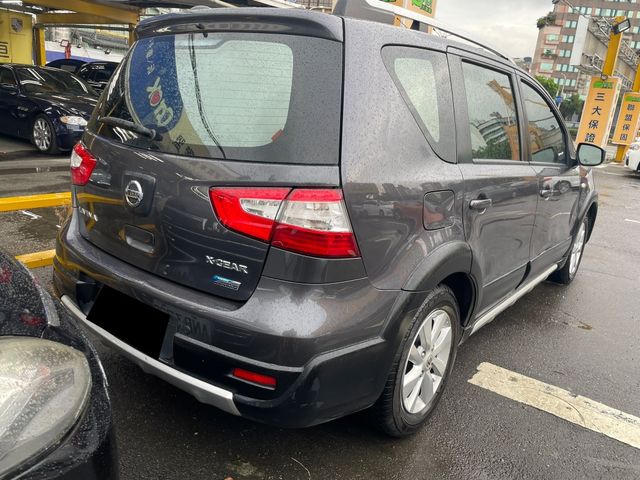NISSAN日產 LIVINA  第3張相片