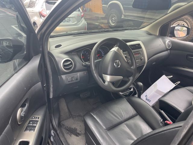 NISSAN日產 LIVINA  第7張相片