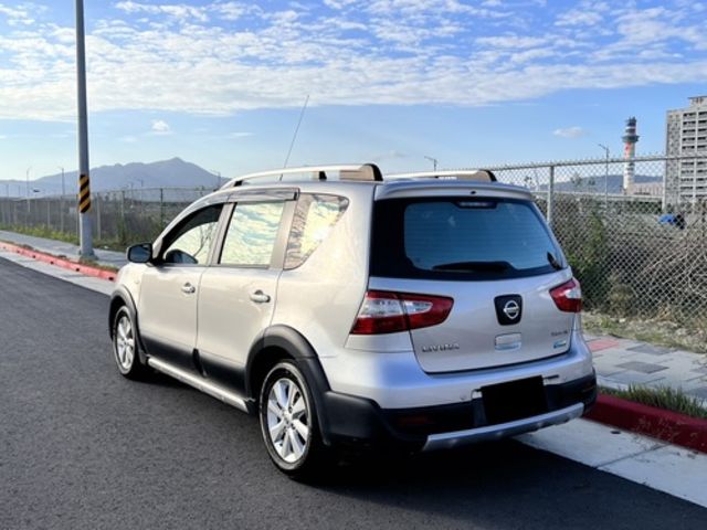 NISSAN日產 LIVINA  第4張相片