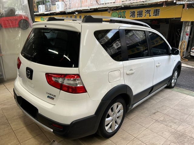 NISSAN日產 LIVINA  第2張相片