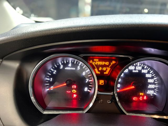 NISSAN日產 LIVINA  第12張相片