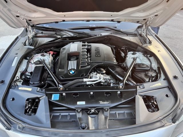 BMW寶馬 740LI  第6張相片