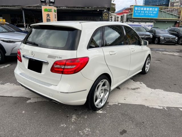M-BENZ賓士 B200  第2張相片
