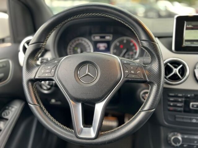M-BENZ賓士 B200  第8張相片