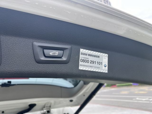 BMW寶馬 218D  第10張相片