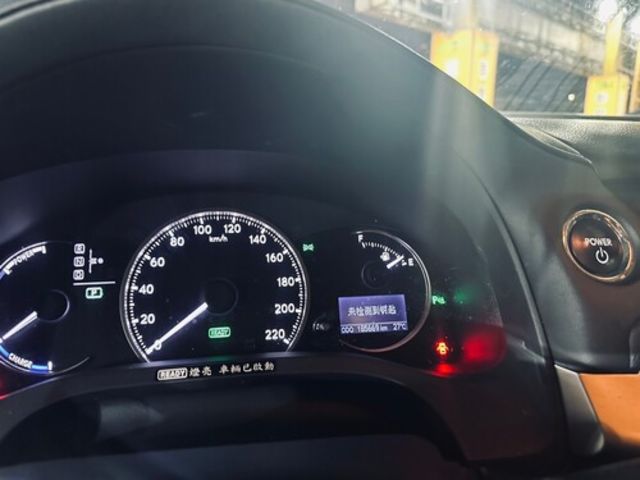 LEXUS凌志 CT200H  第6張相片