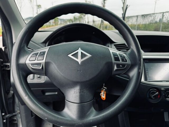 MITSUBISHI三菱 ZINGER  第8張相片