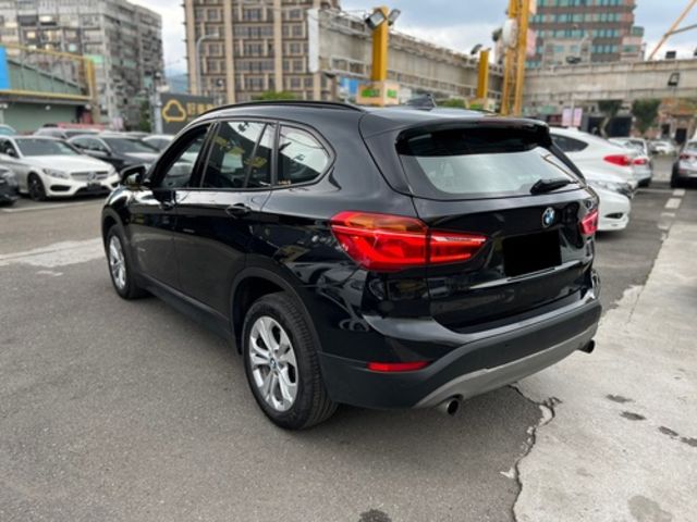 BMW寶馬 X1  第4張相片