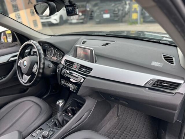 BMW寶馬 X1  第15張相片